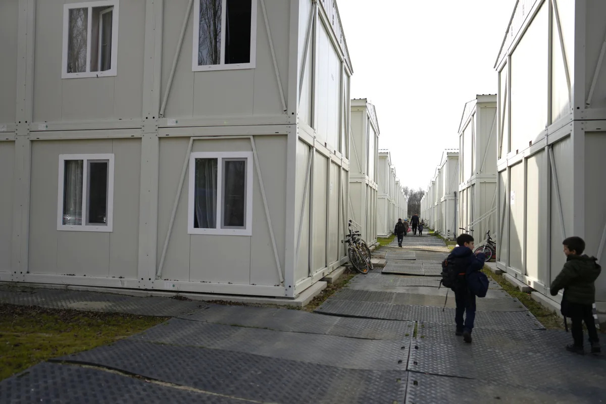 EU's 'Solidarity Fatigue' Hinders Warm Welcome for Ukraine Refugees