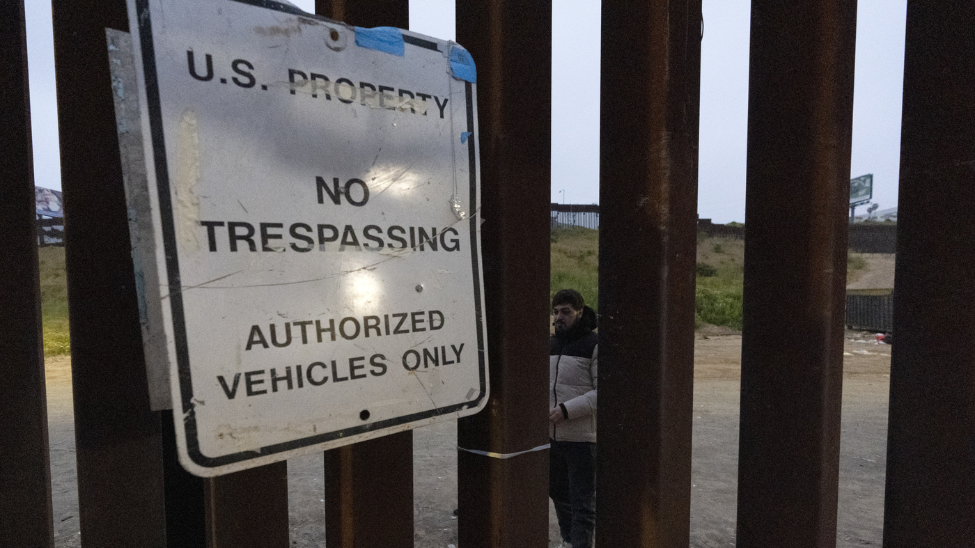 "Mexico's Increased Enforcement Leads to Decline in U.S. Border Arrests"