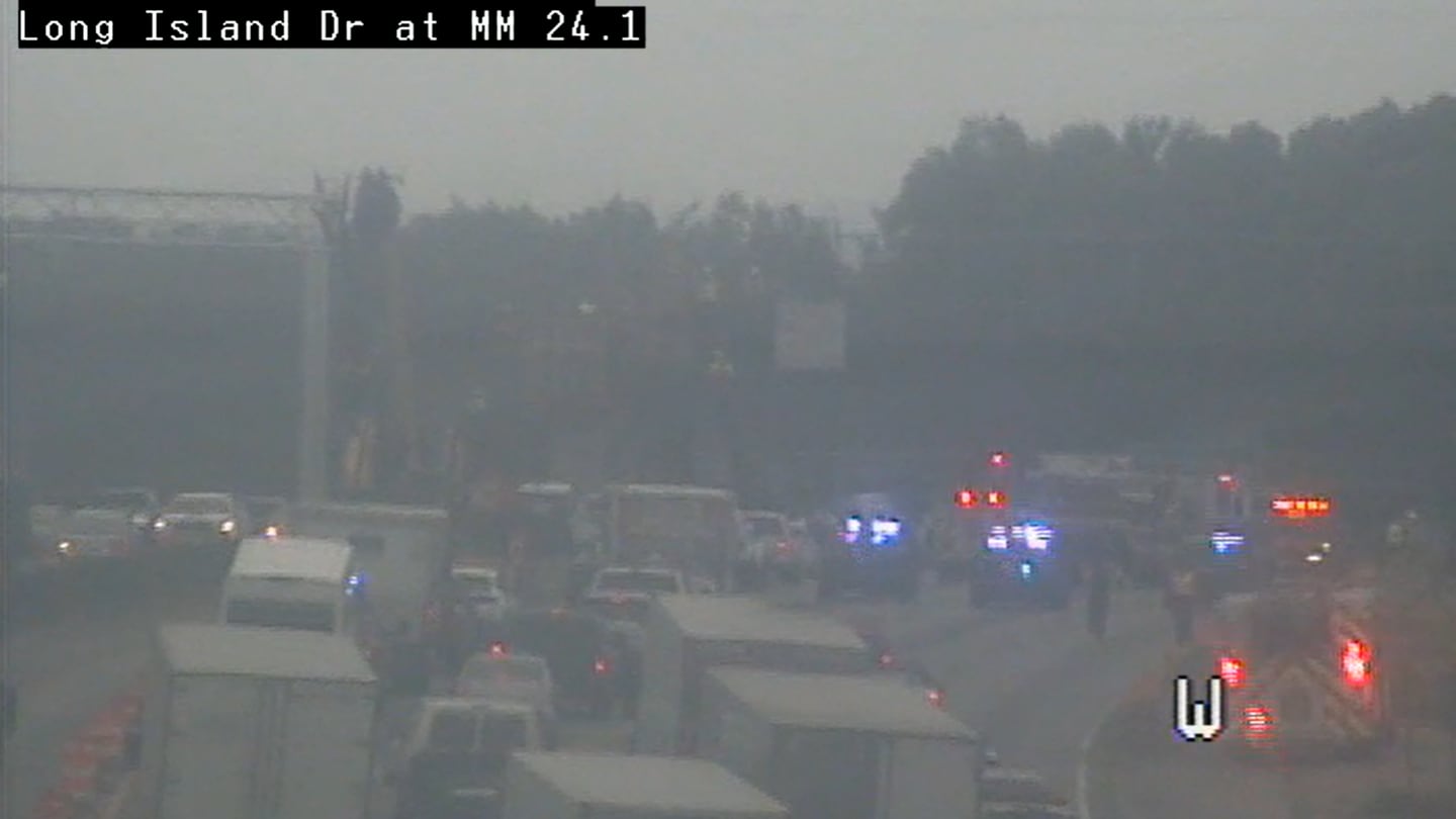 Featured image for Bridge Damage on I-285 Causes Westbound Lane Closures in Sandy Springs