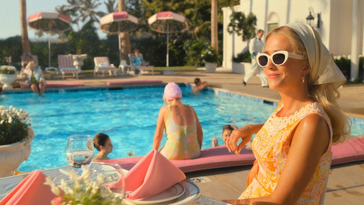 Featured image for "Palm Royale: Unveiling the Ferocity and Fun of Kristen Wiig's Shameless Social Climber"