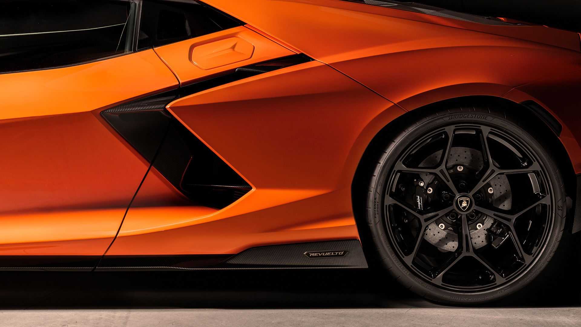 Lamborghini's Cutting-Edge Tech Revolutionizes Performance Cars