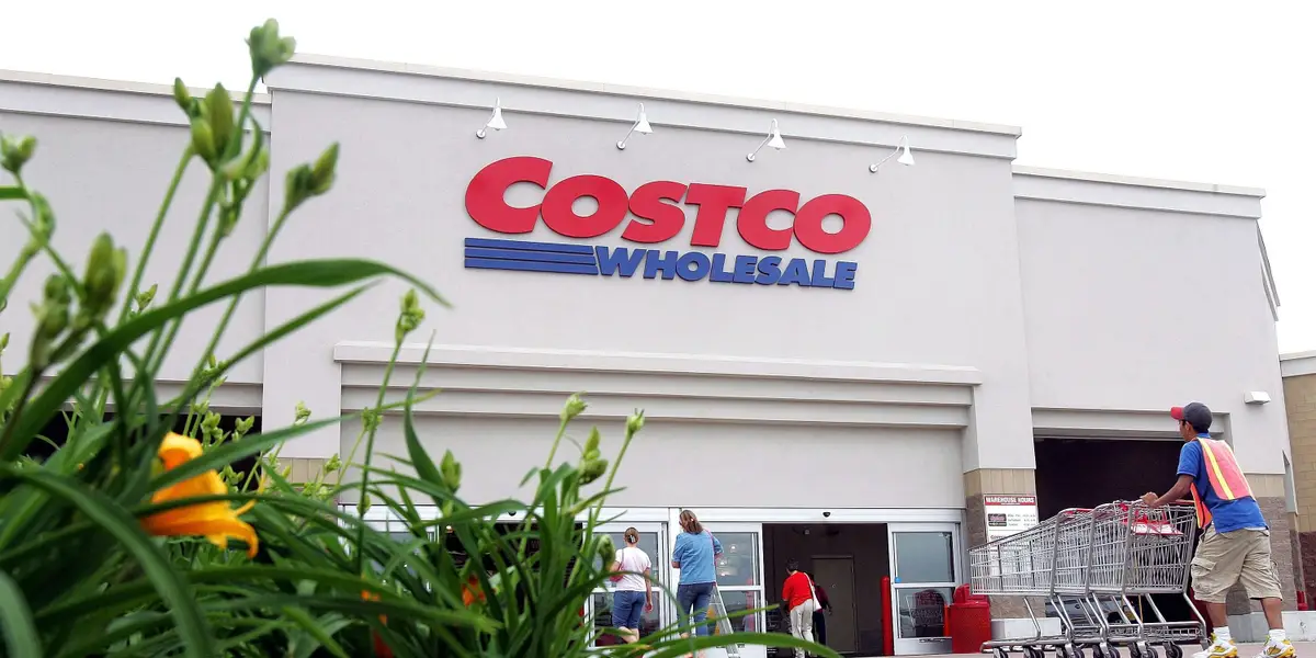 Featured image for "Costco's Diverse Offerings Drive Record Earnings Amid Market Shifts"