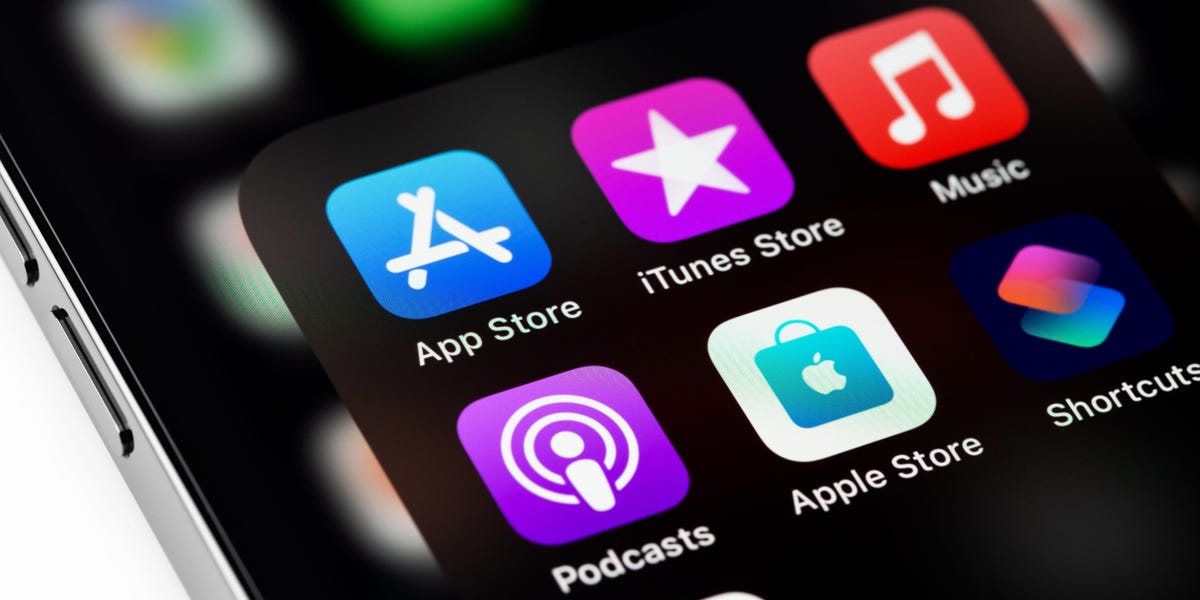 "Apple Explores AI-Powered Ads for App Store"