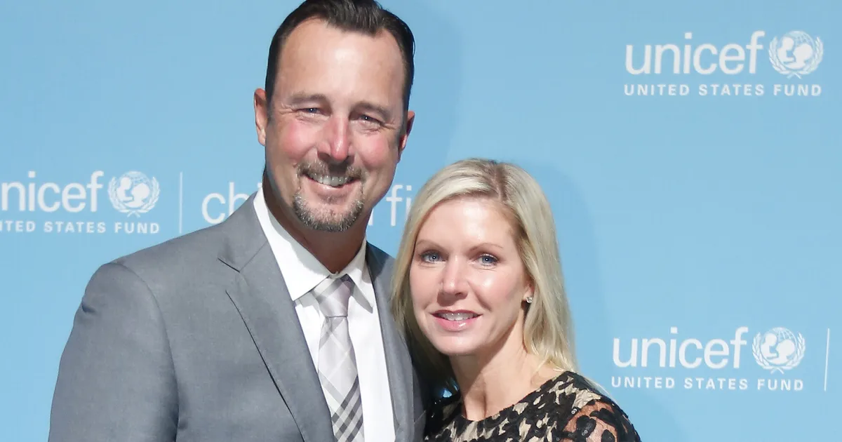 Featured image for "Widow of Red Sox Pitcher Tim Wakefield Dies 5 Months After His Husband"