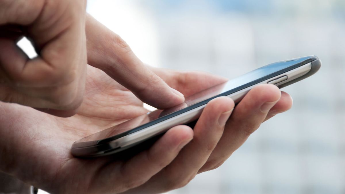 Hackers Strike Back: Spyware App Hacked, Thousands of Victims Rescued
