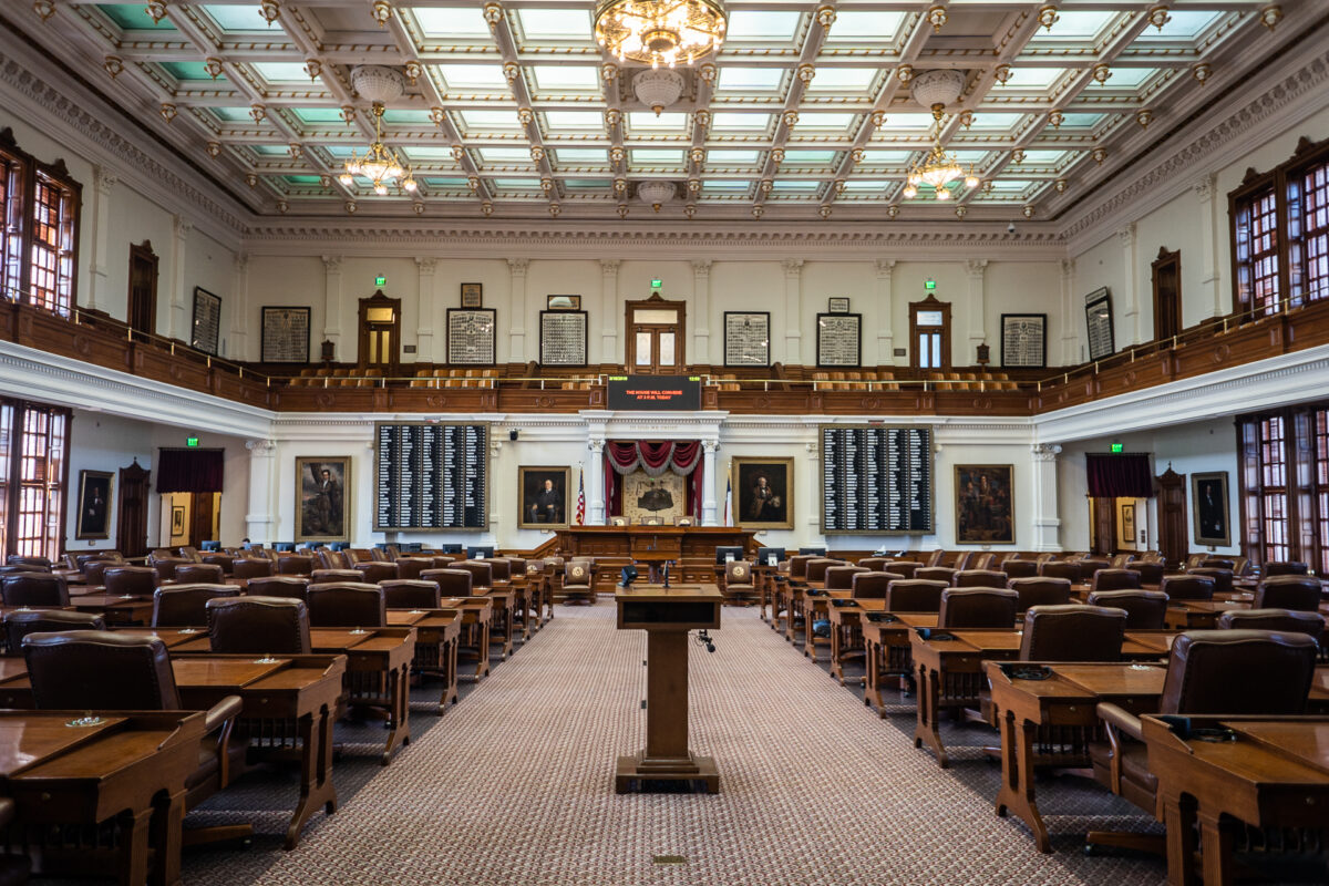 Texas Legislature Shows Mixed Stance on Renewable Energy Policies