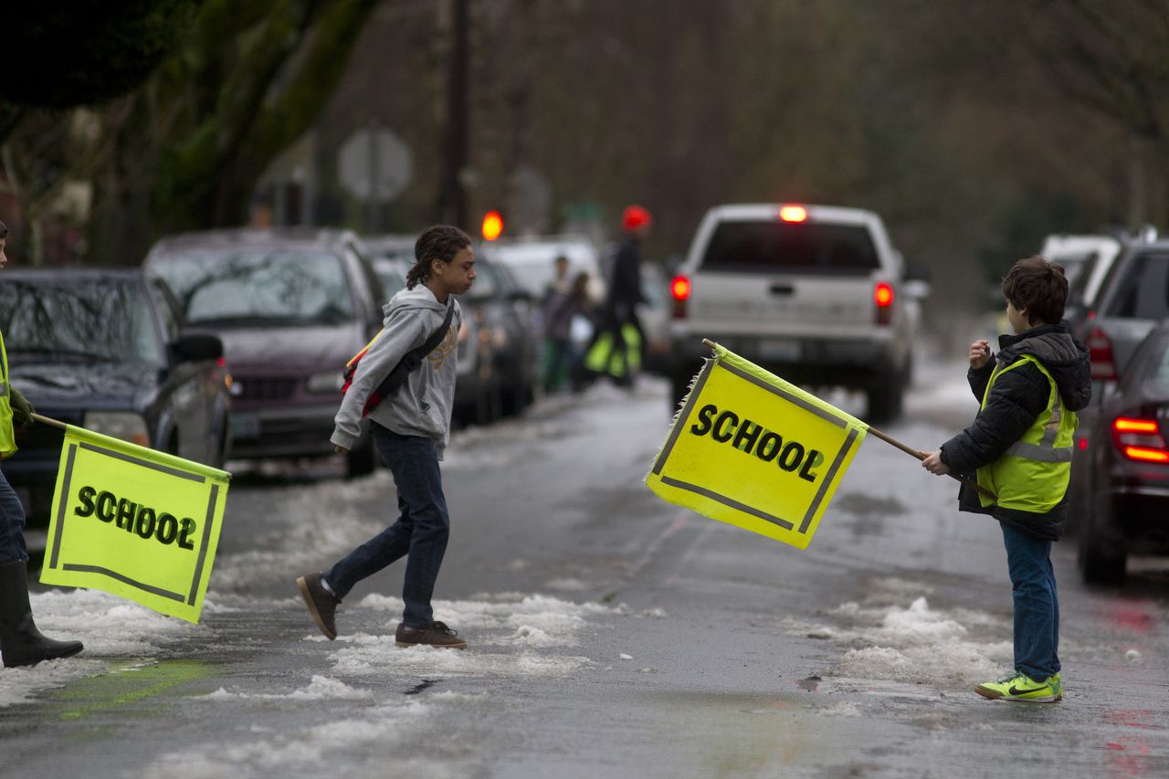 Featured image for Oregon Schools Reopen Amidst Winter Storm Chaos