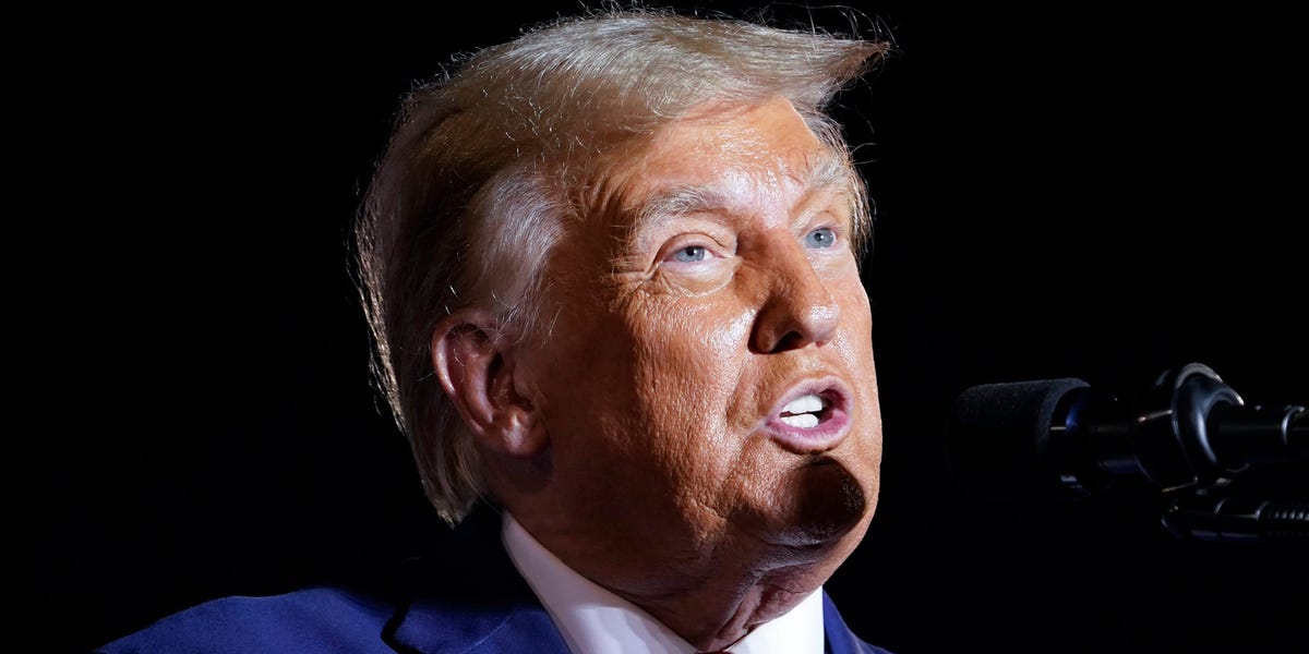 "Pro-Trump 'Fake Electors' Face Charges as Key Witness Cooperates in Wisconsin Election Probe"