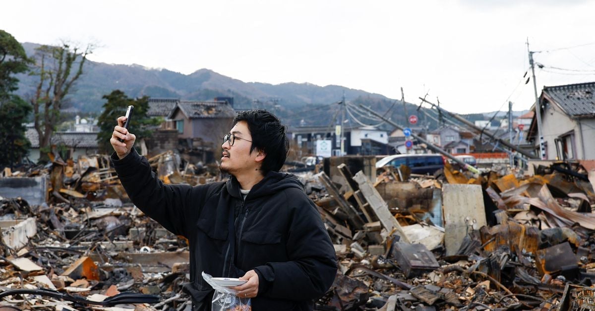 Featured image for "Amidst Earthquake Ruins, Japan Races Against Time for Survivors and Lost Cats"