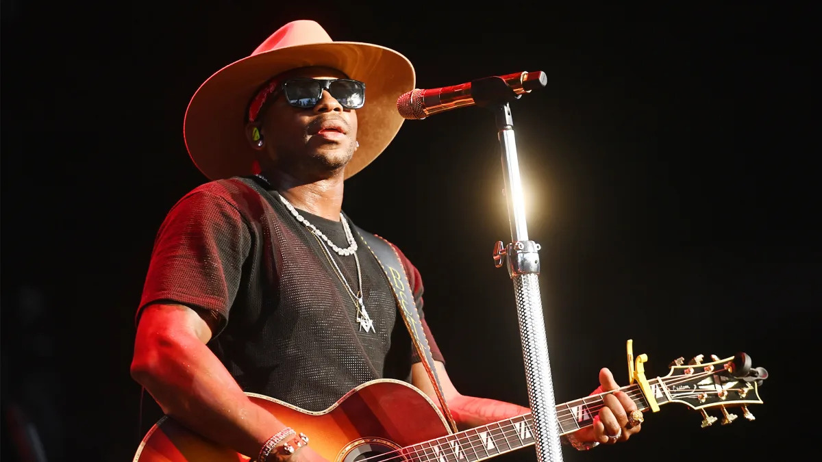 Featured image for Country Star Jimmie Allen Faces Second Sexual Assault Lawsuit and Record Label Drop
