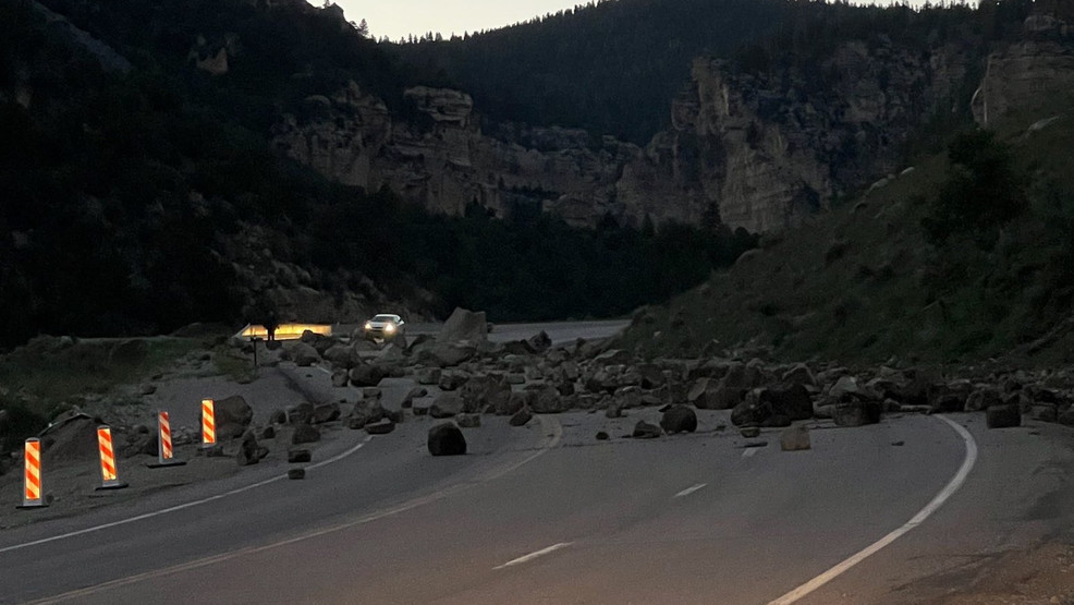 Featured image for Rockslides Cause Road Closures in Multiple States