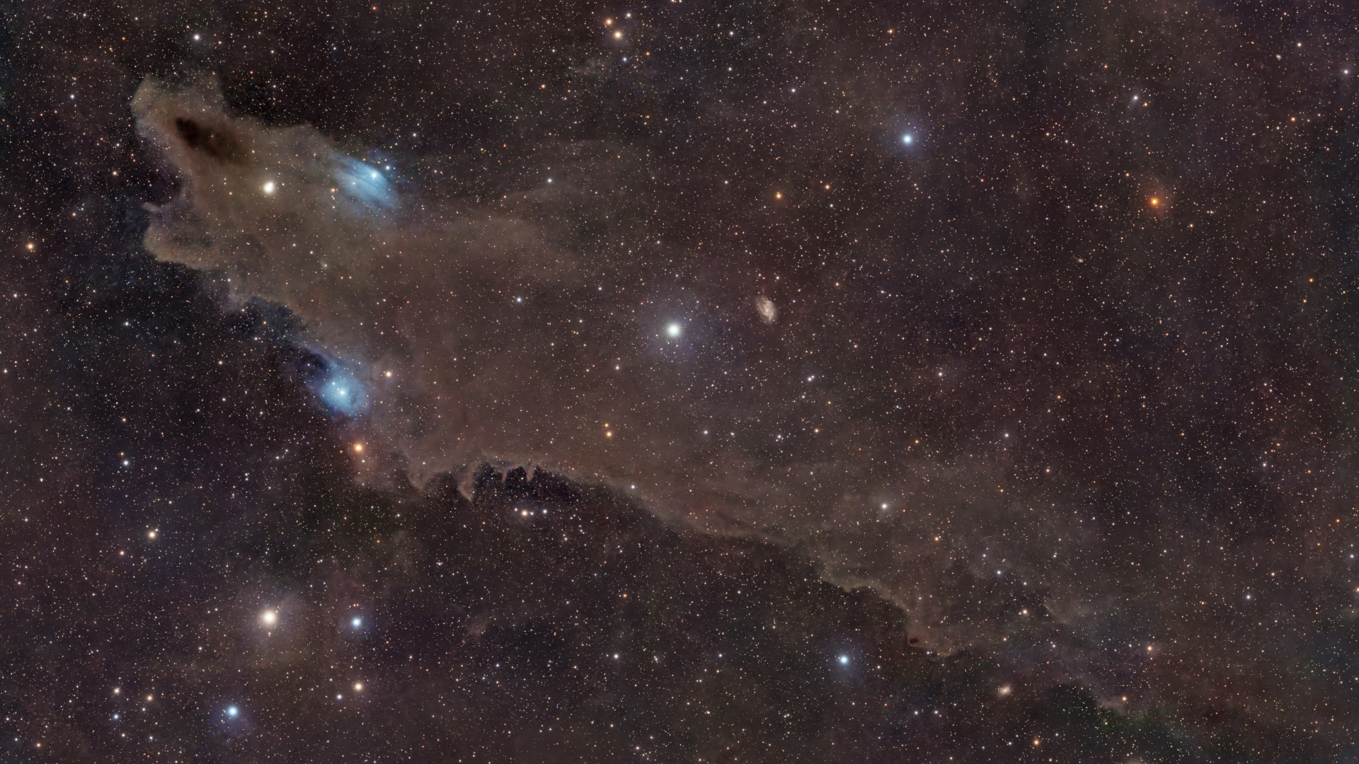 Featured image for Astrophotographer Captures Cosmic Shark's Gaping Maw in Deep Space