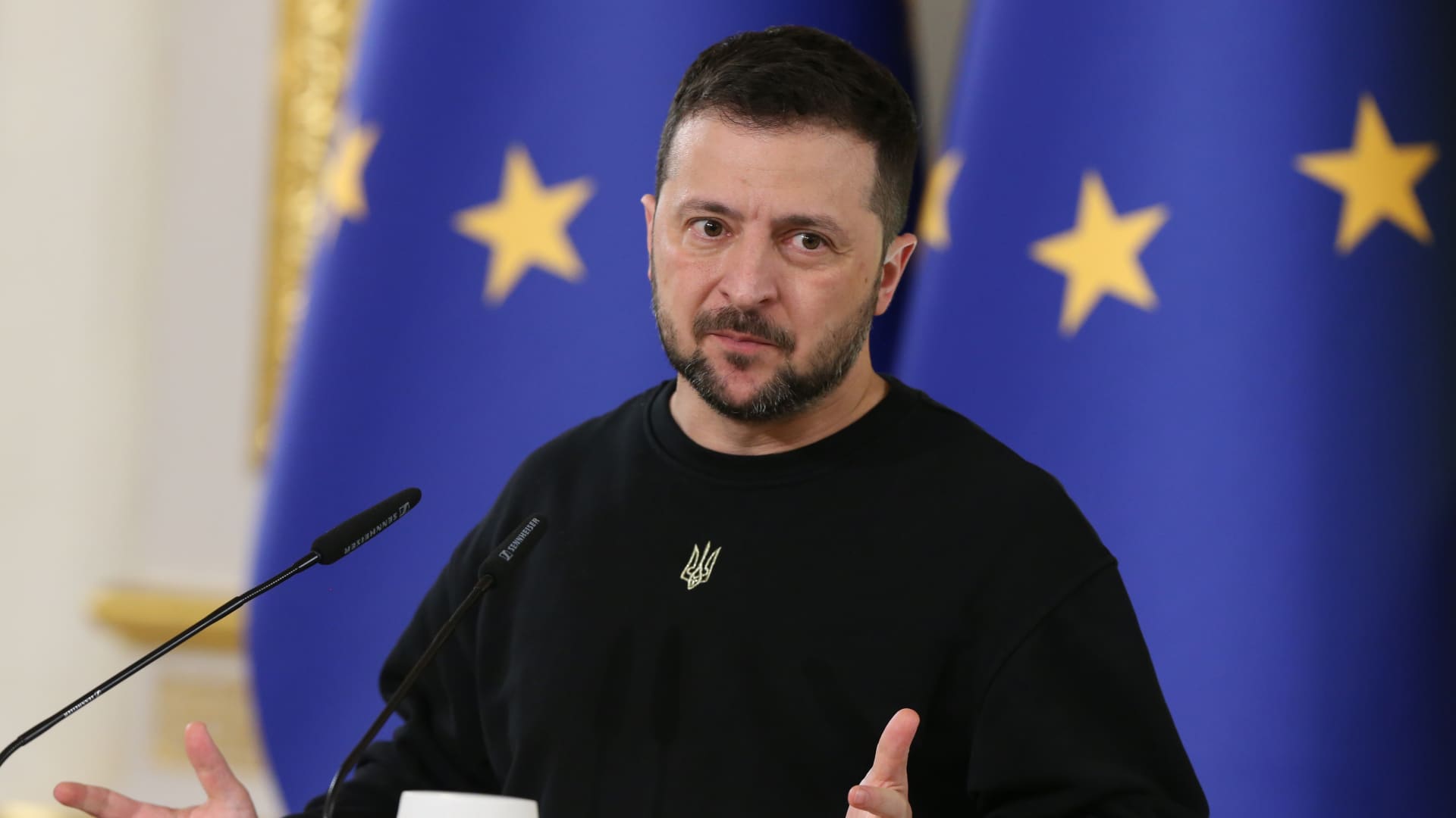 Featured image for EU Grants Ukraine Membership Talks Amidst War, Bypassing Objections