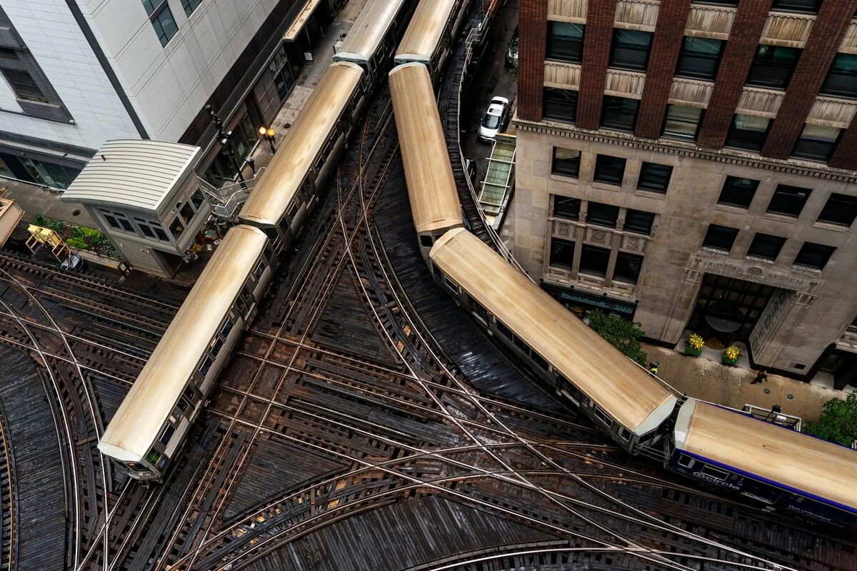 Featured image for Trump halts $2.1B Chicago projects amid shutdown standoff