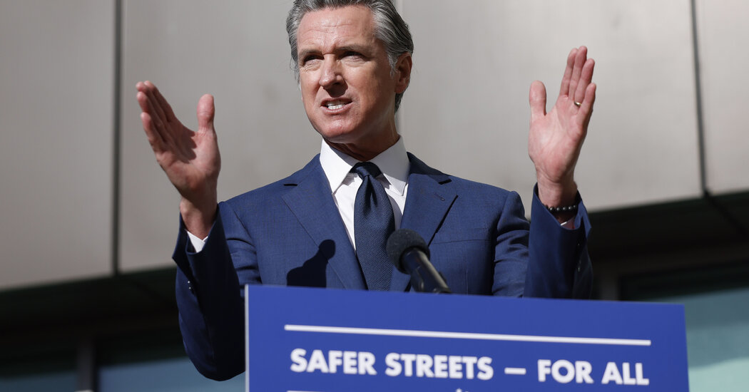 Featured image for Newsom Visits Trump-Supporting Fresno to Discuss Jobs and Economy