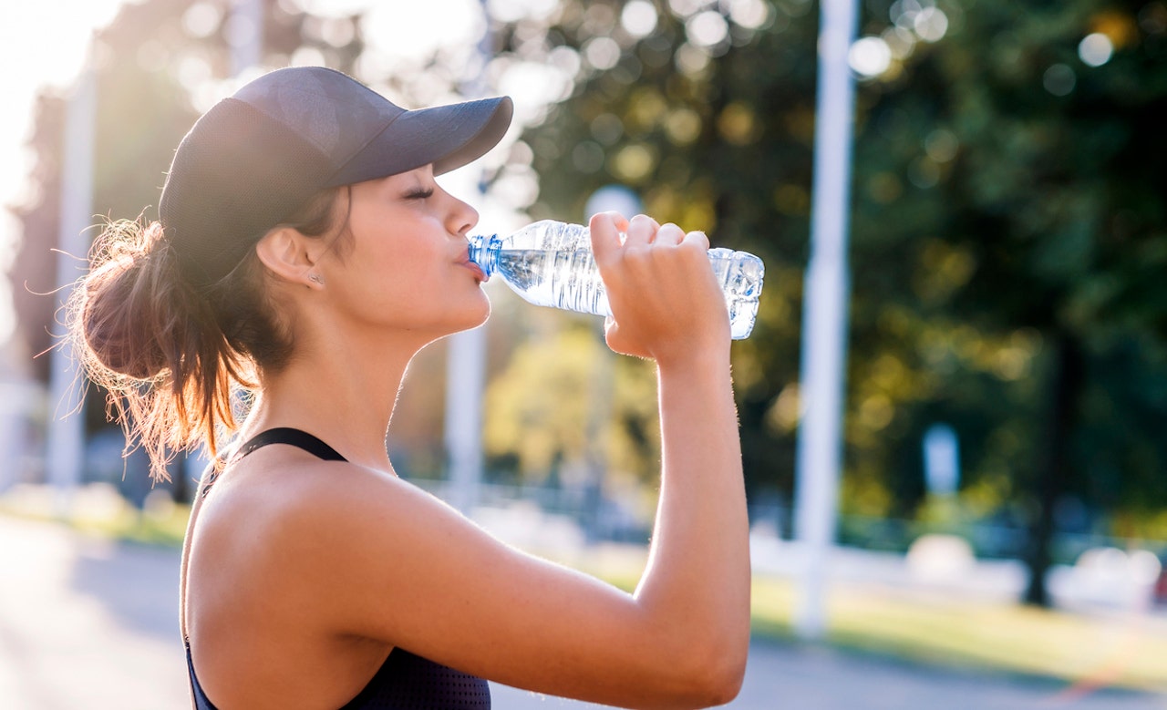 Featured image for "5 Healthy Water Alternatives Recommended by an NFL Sports Dietitian"