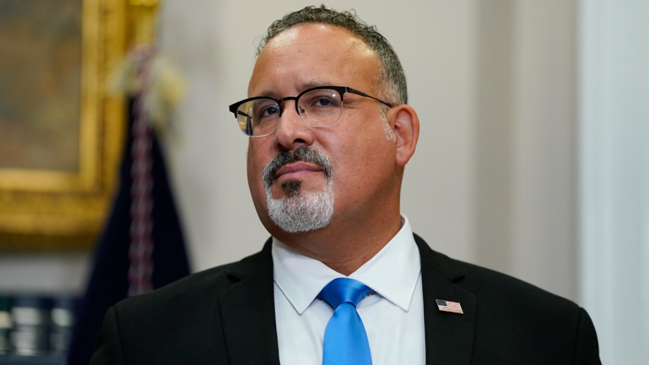 Featured image for Education Department Cracks Down on Student Loan Servicers for Billing Errors