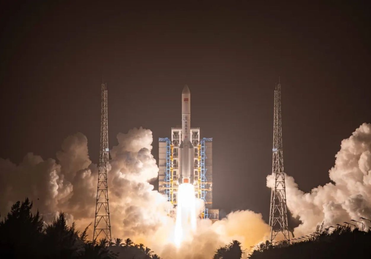 Featured image for China's Milestone: Classified Optical Satellite Launched to Geostationary Orbit