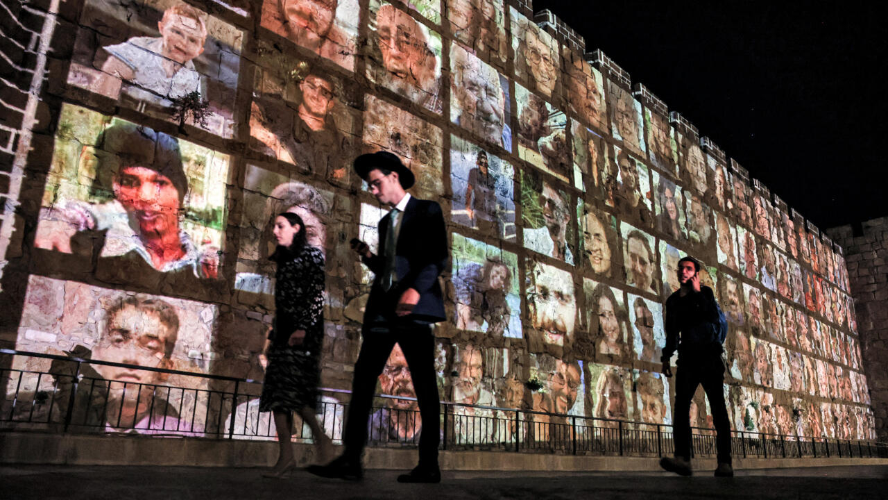 "Israel's Month of Silence: UN Urges Immediate End to Gaza War as Israeli Army Advances"