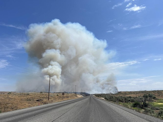 Featured image for "Umatilla County Wildfire Prompts Evacuations, Gov. Kotek Invokes Conflagration Act"