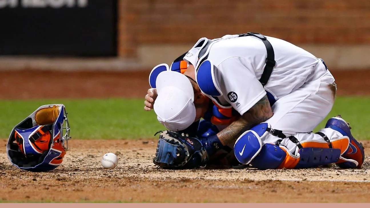 Mets DFA Tomas Nido, turn to Narvaez and Alvarez at catcher.