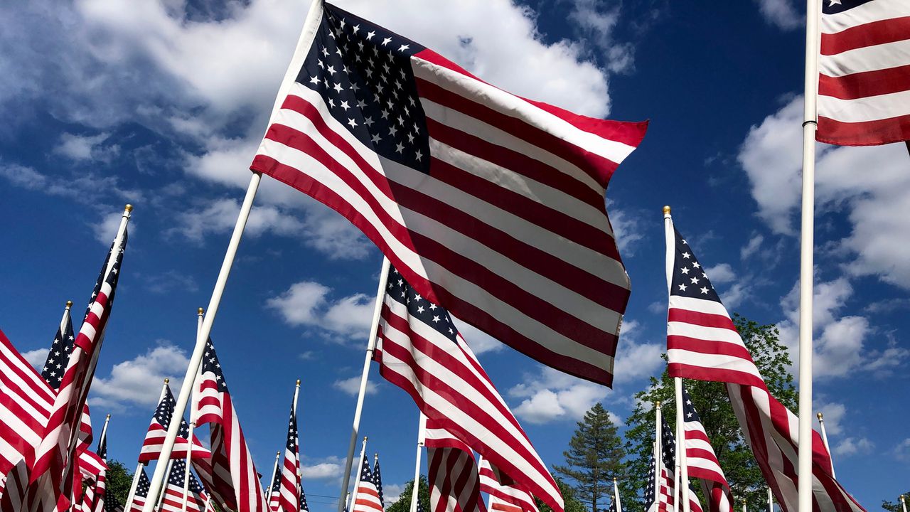 Memorial Day 2023 Hours: Publix, Trader Joe's, Costco, Planet Fitness, UPS, FedEx, Banks, and Stock Markets.