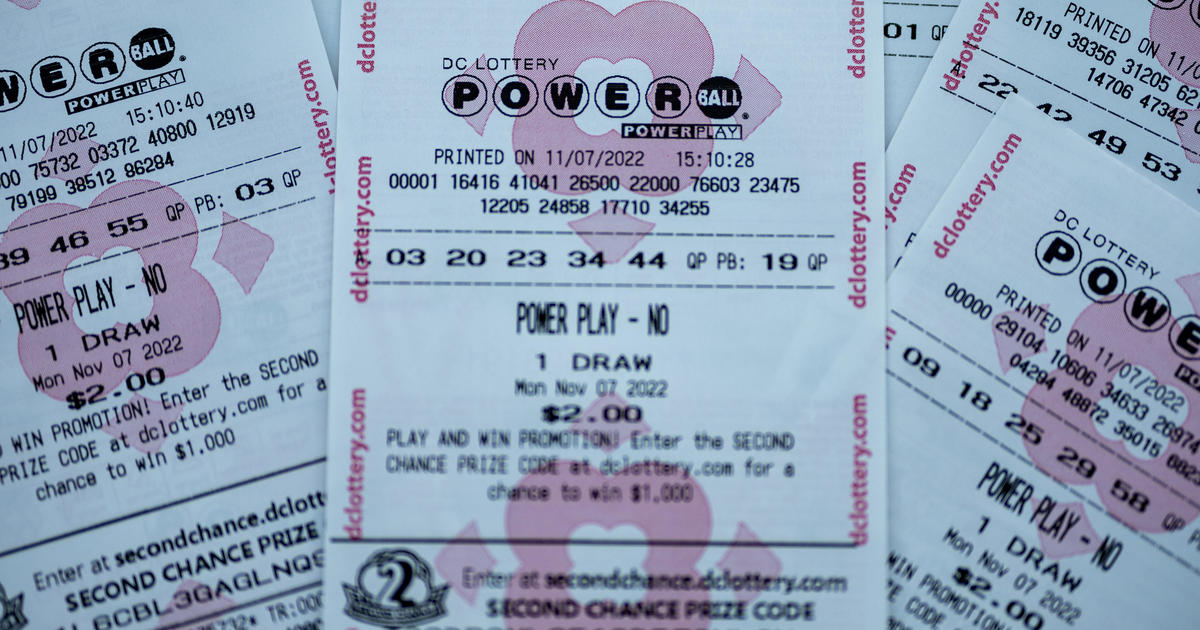 Lottery Player Sues Powerball for $340 Million Over Website Mix-Up