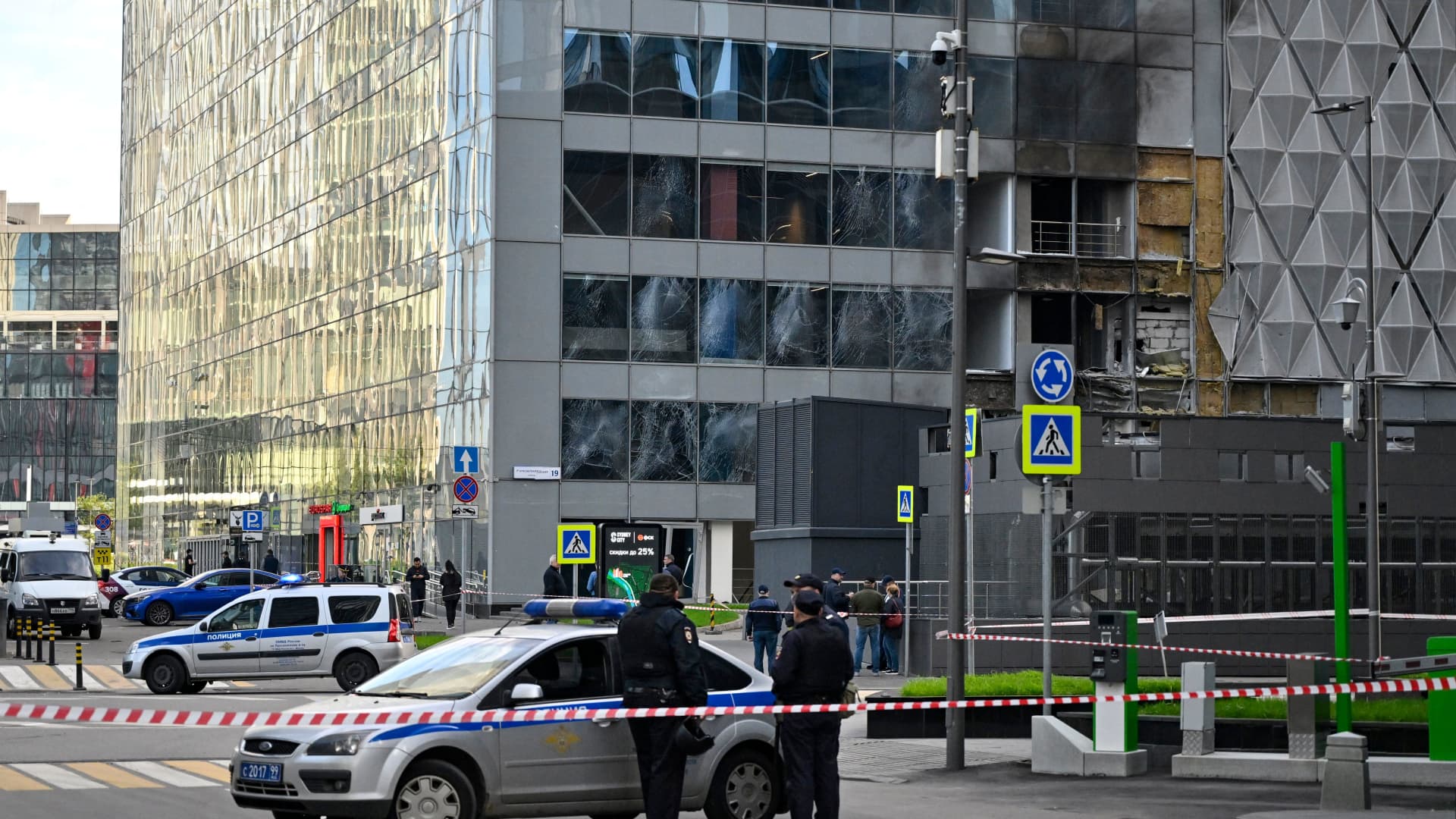 Drones Strike Moscow Buildings in Ongoing Attacks