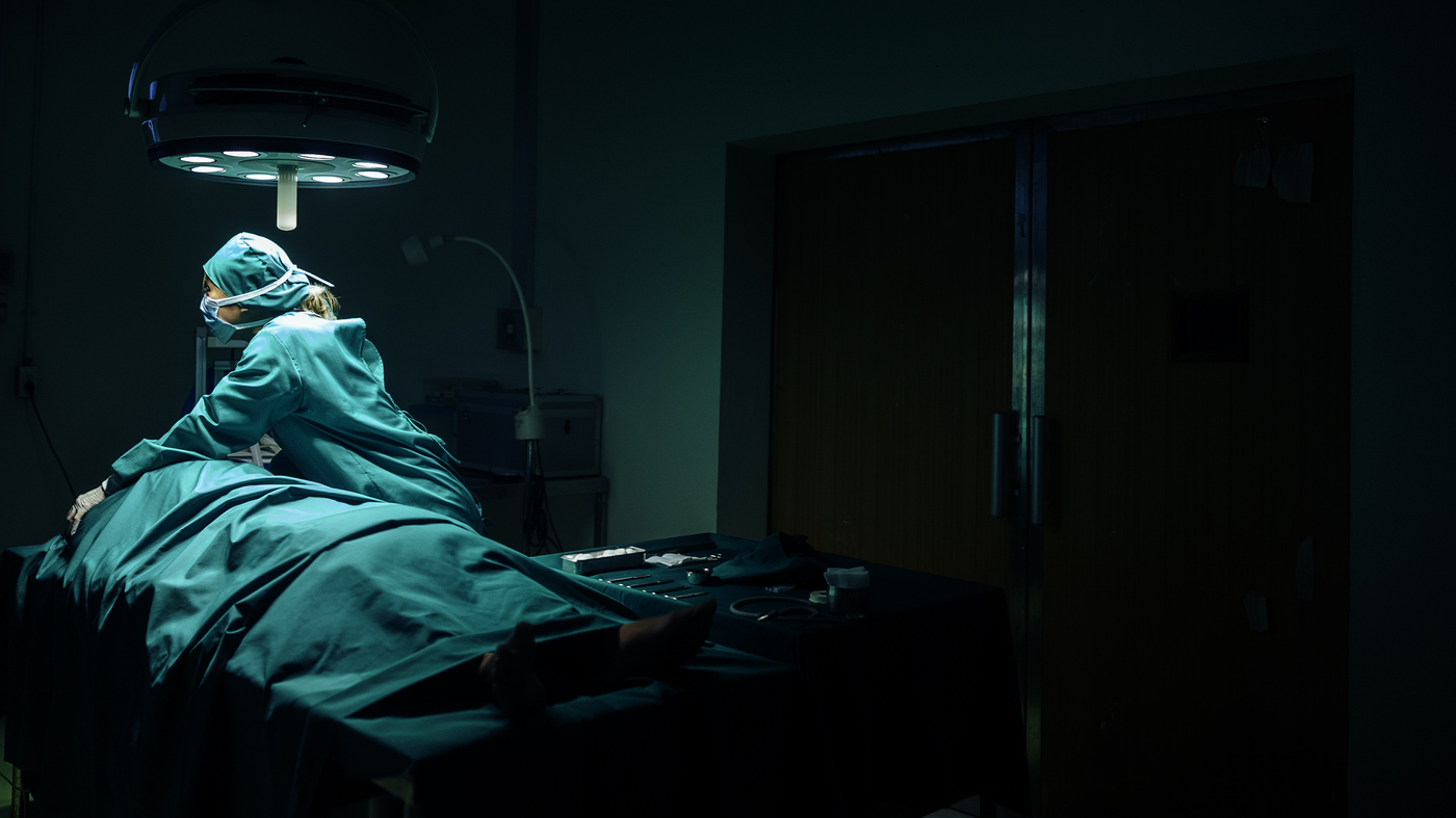 Featured image for "Debating the Definition of Brain Death"