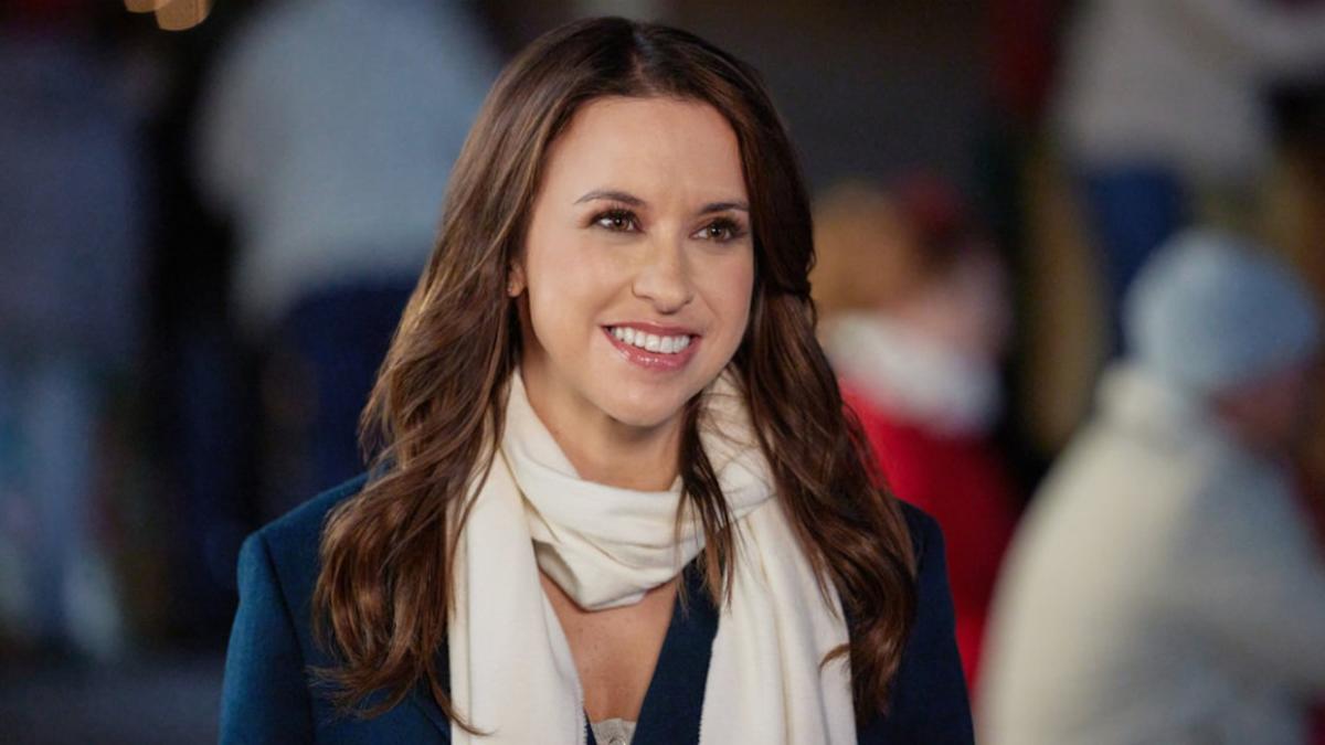 Featured image for Lacey Chabert and Kimberly J. Brown Reunite for New Hallmark Halloween Movie