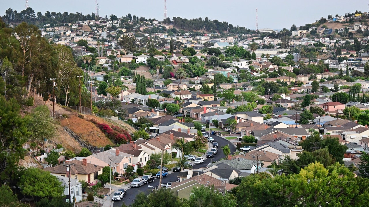 East vs. West: Housing Market Divide