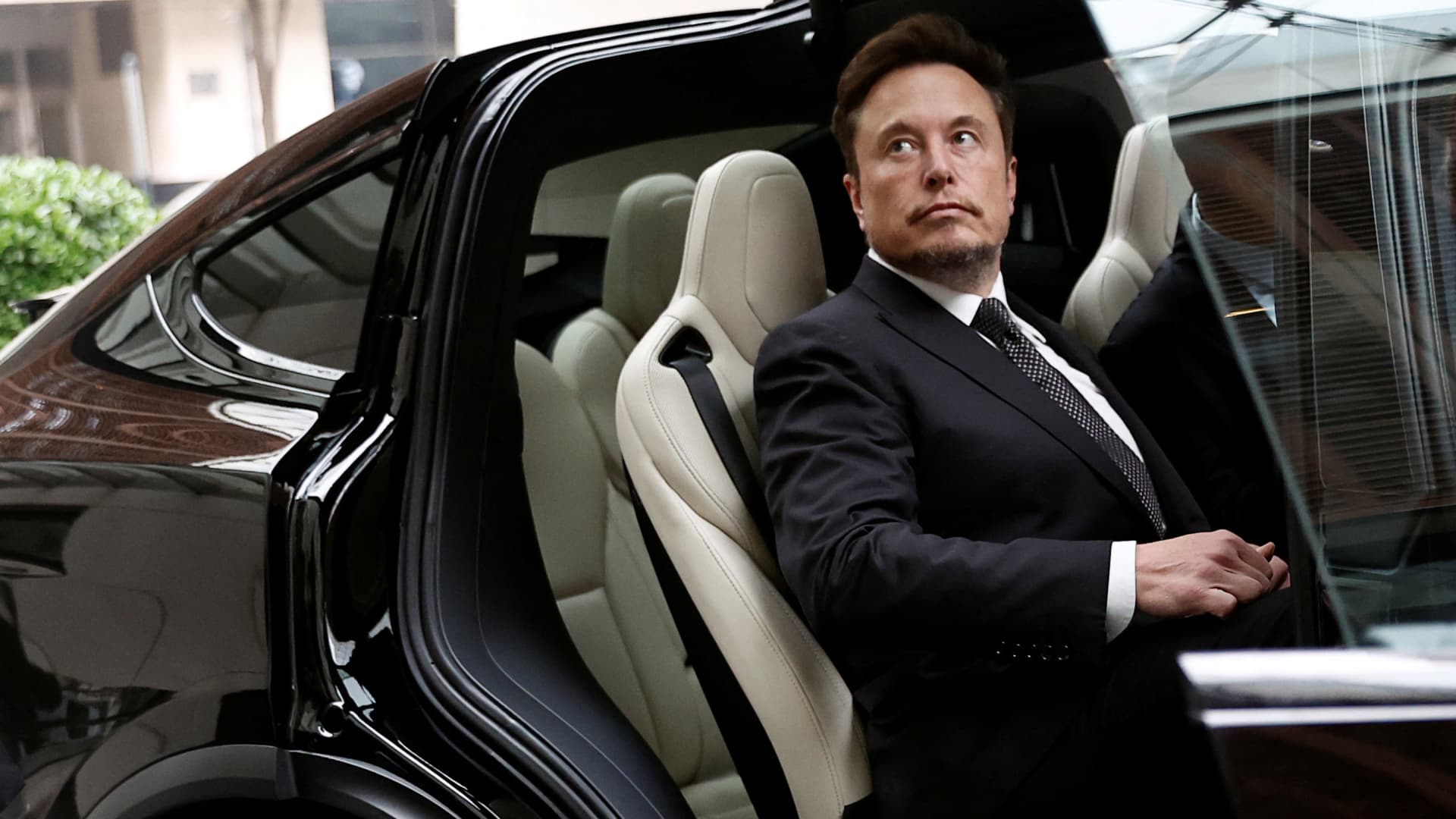 BofA predicts Tesla's US EV market share to decline to 18% by 2026.