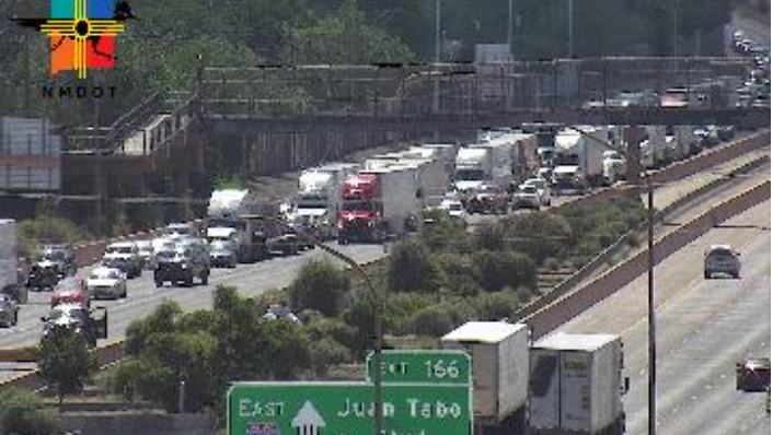 Featured image for Crash Investigation Leads to Reopening of Westbound I-40 in Albuquerque