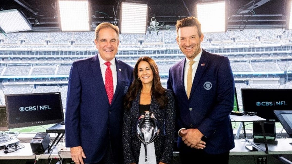 Featured image for "Super Bowl 2024: Predictions, Ticket Prices, and Player Emotions"