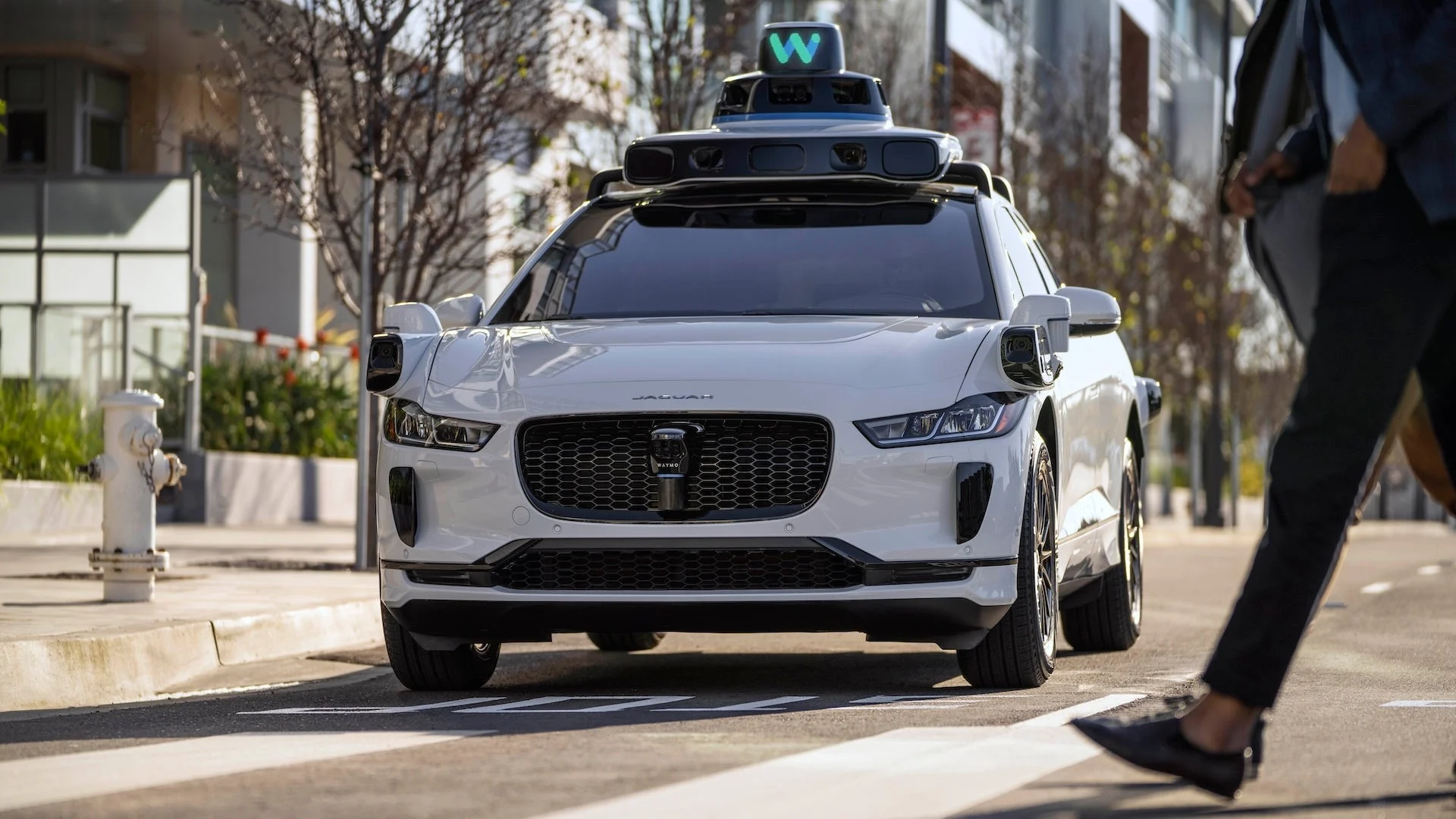 Featured image for Waymo Secures First Permit to Test Autonomous Vehicles in NYC