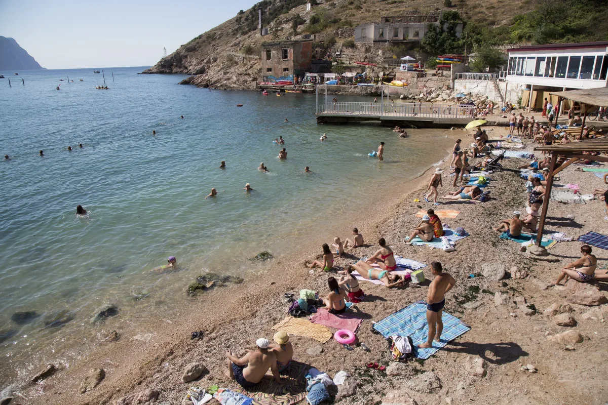 The Crimean Peninsula: A Coveted Playground and Battleground for Ukraine and Russia