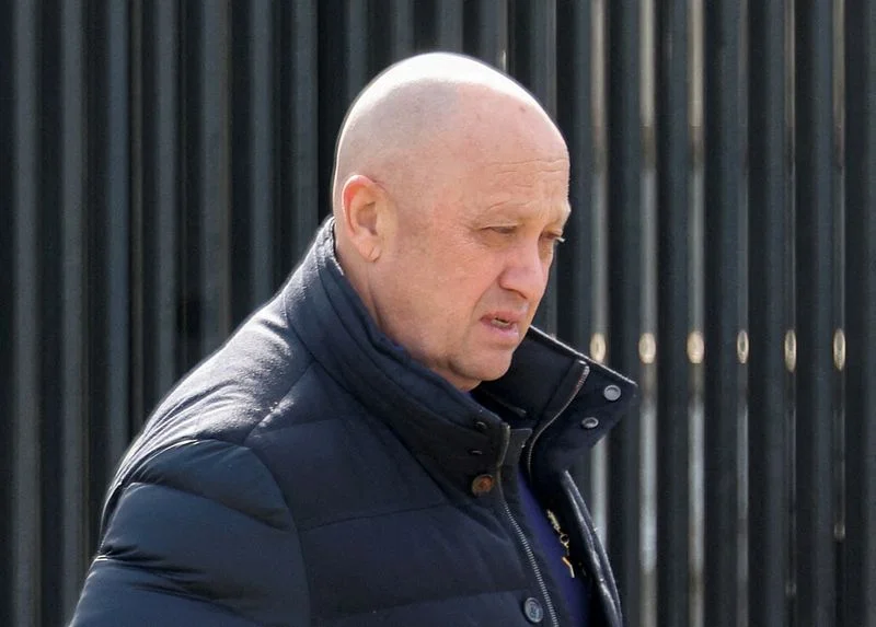 Prigozhin's warnings highlight Russia's vulnerability to revolution and atrocities.