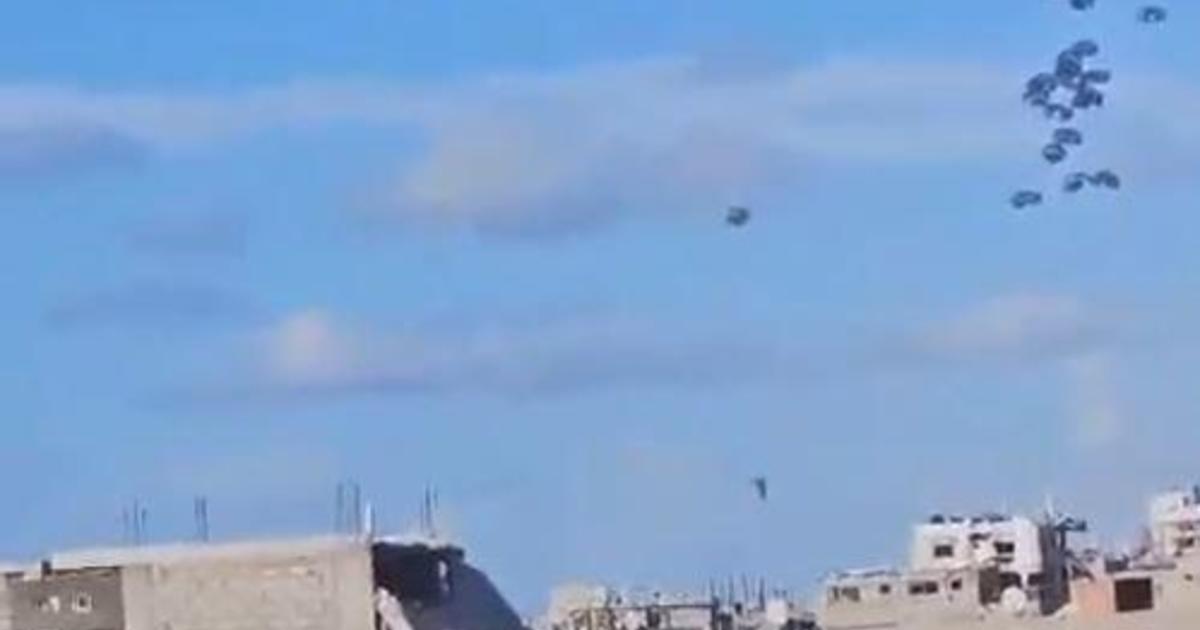 "Tragedy in Gaza: 5 Killed as US Aid Parachute Fails, Biden Plans Port"