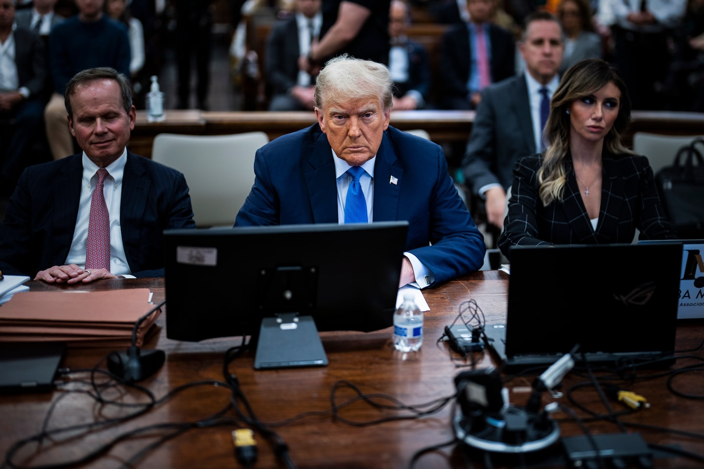 "Trump's Fiery Testimony in NY Civil Fraud Trial Sparks Controversy"