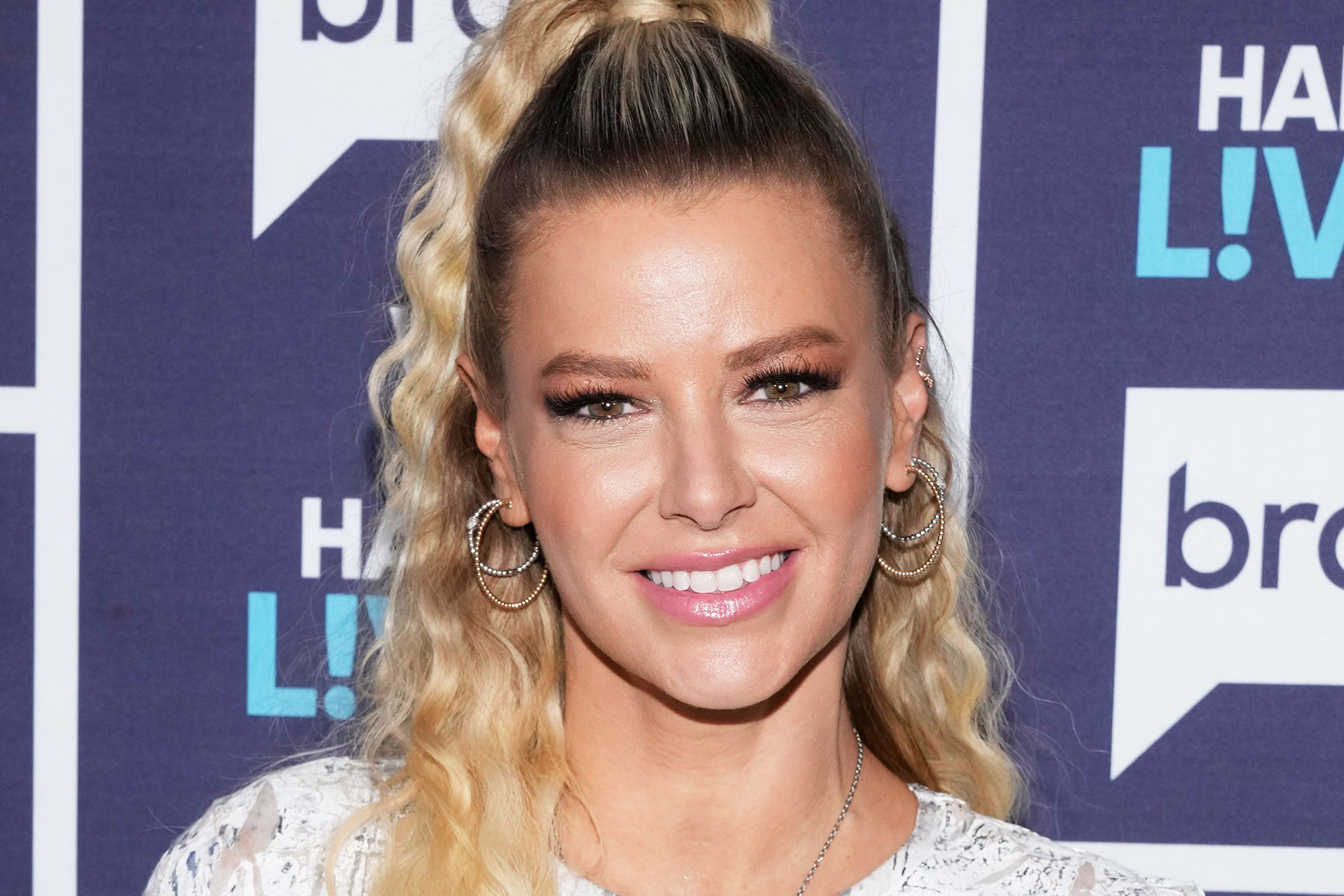 Featured image for "Ariana Madix's Broadway Journey: From New York City Move to Debut and Support"