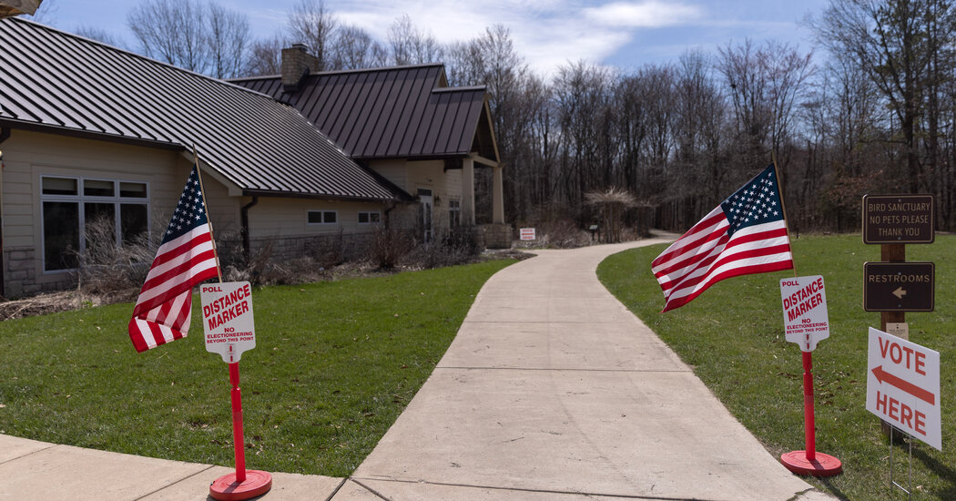 Featured image for "Trump's Poll Lead: The Role of Disengaged Voters"