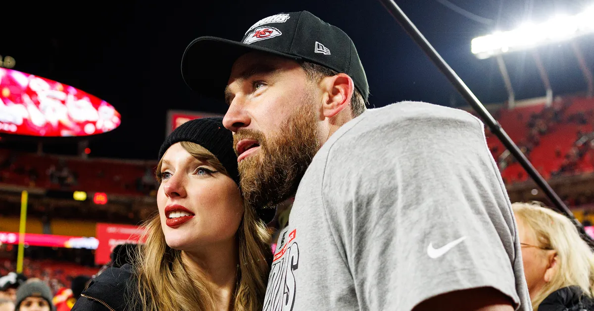 Featured image for Taylor Swift Shares Thoughts on Happy Gilmore 2