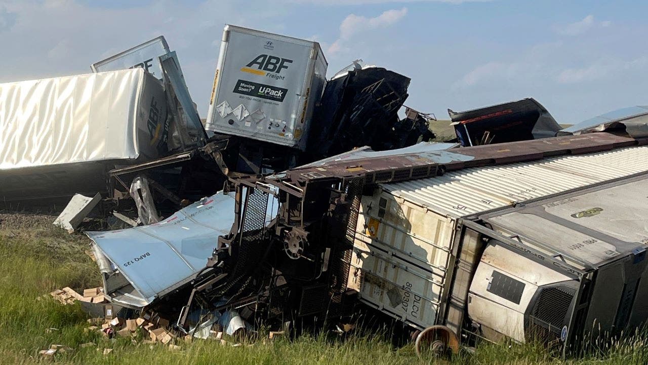"Montana Train Derailment: No Injuries, but Consumer Product Spill Raises Concerns"