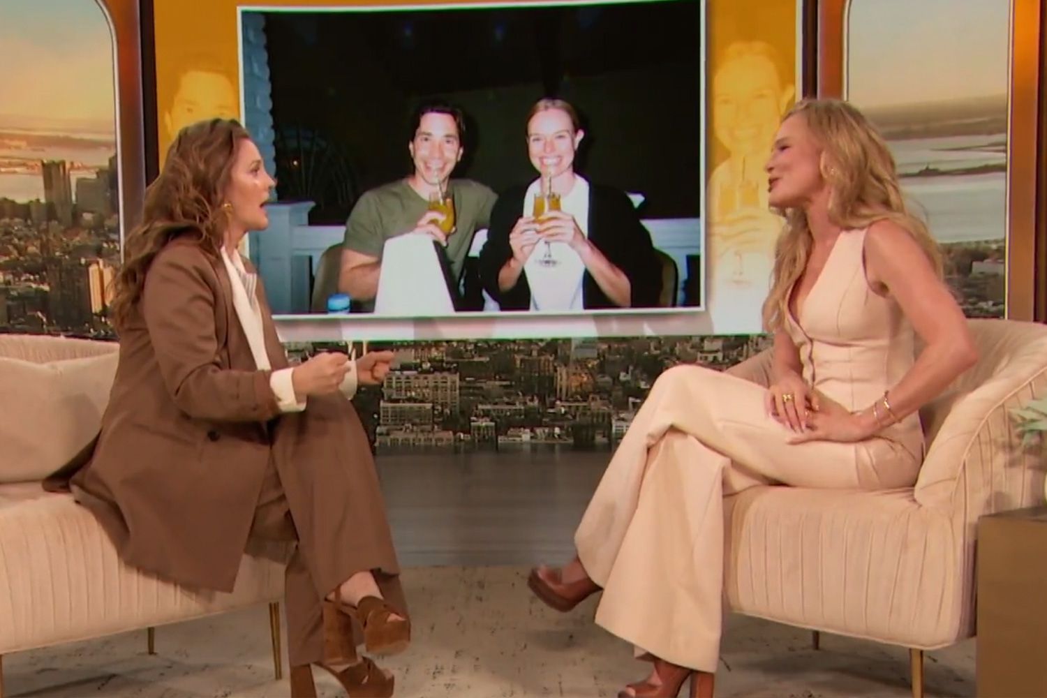 Kate Bosworth played matchmaker for Justin Long and Drew Barrymore's reunion on talk show.
