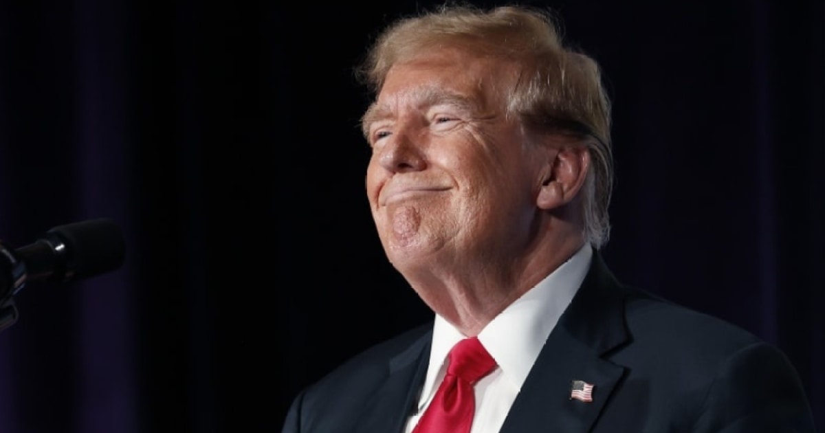 Featured image for Trump Booed at Libertarian Convention, Claims He'd Win Nomination