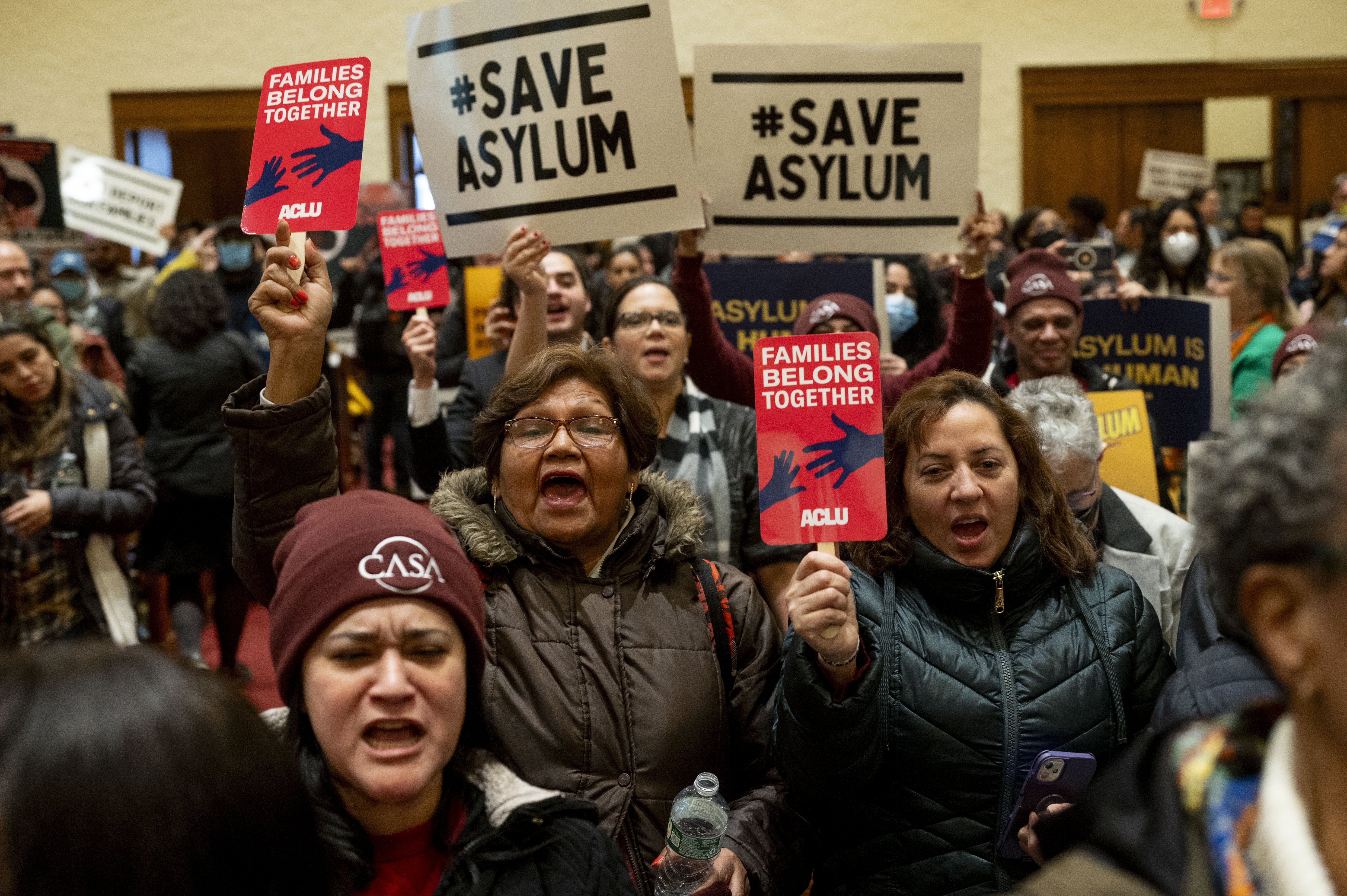 Senate Expands Border Talks to Include Afghan Evacuees and Migrant Work Permits