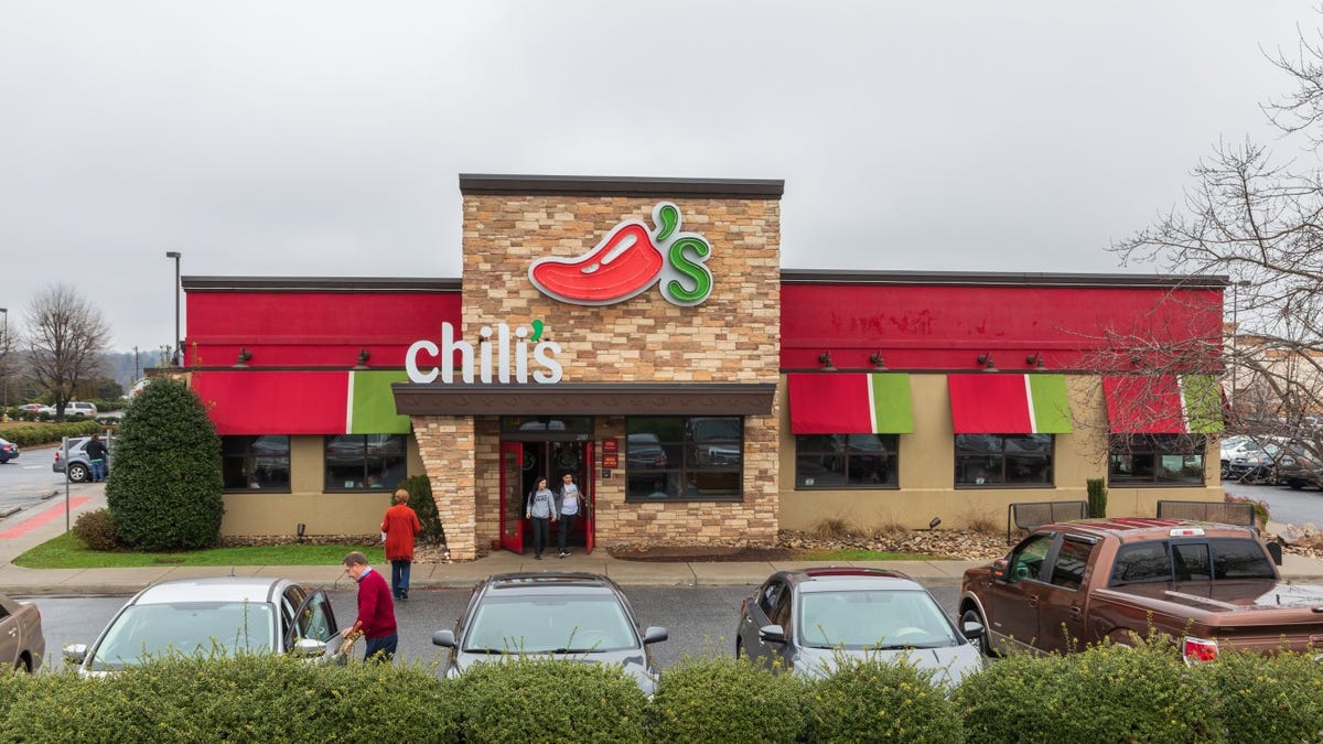 Featured image for "New Year's Day 2024 Dining: Openings at McDonald's, Starbucks, and Chick-fil-A"