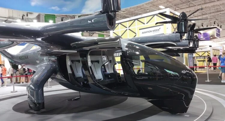 Featured image for U.S. Air Taxi Trials Gain Momentum with Federal Support and Industry Players