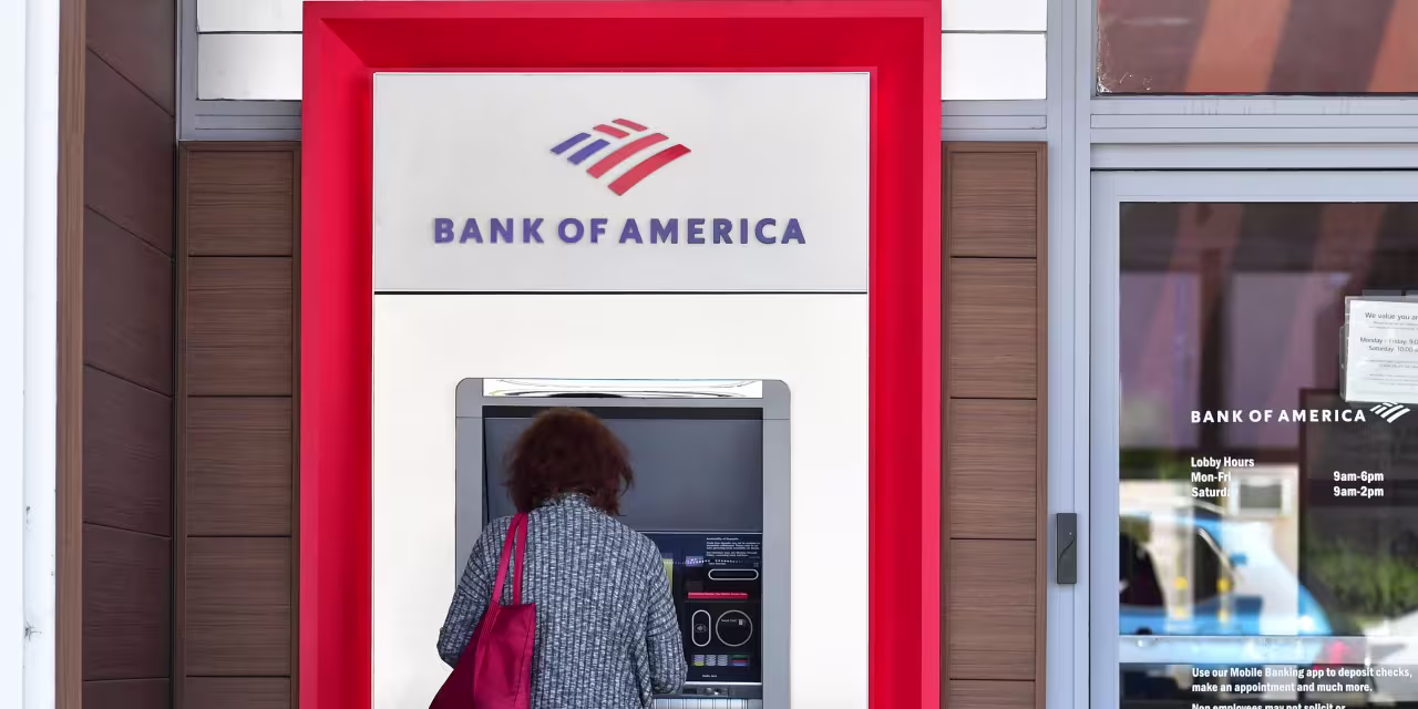 Featured image for Jamie Dimon Warns of 'Cockroaches' in US Economy Amid Credit Concerns