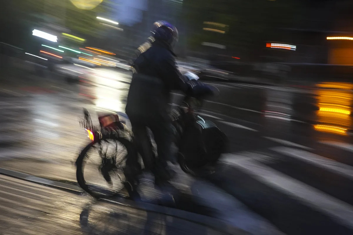 Gig workers fear for safety amidst delivery driver attacks.